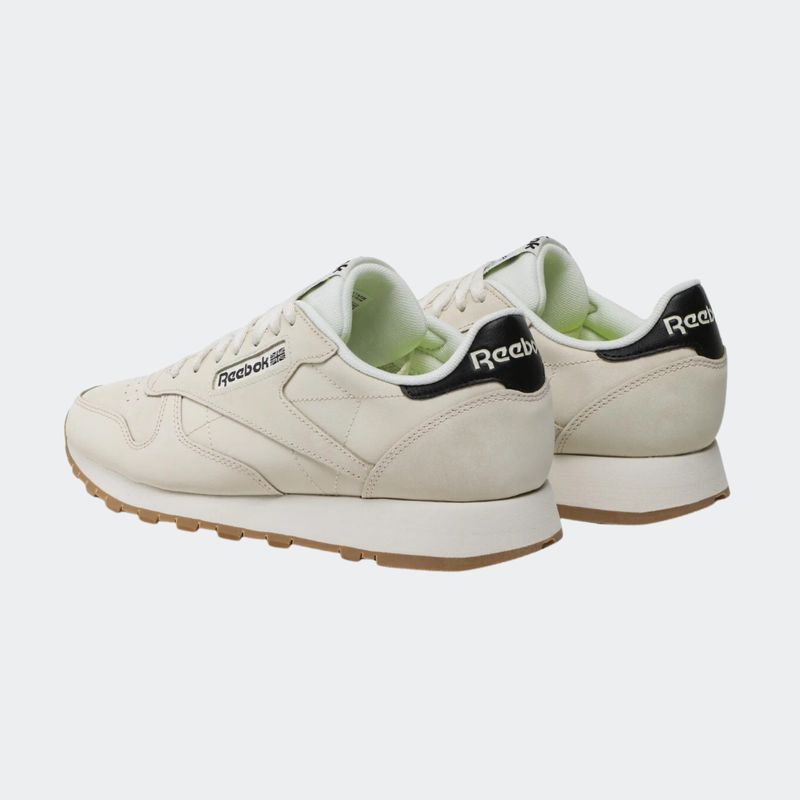 Beige 2025 reebok classics